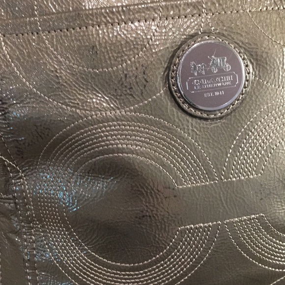 Coach Patent Shoulder Tote - Picture 4 of 10